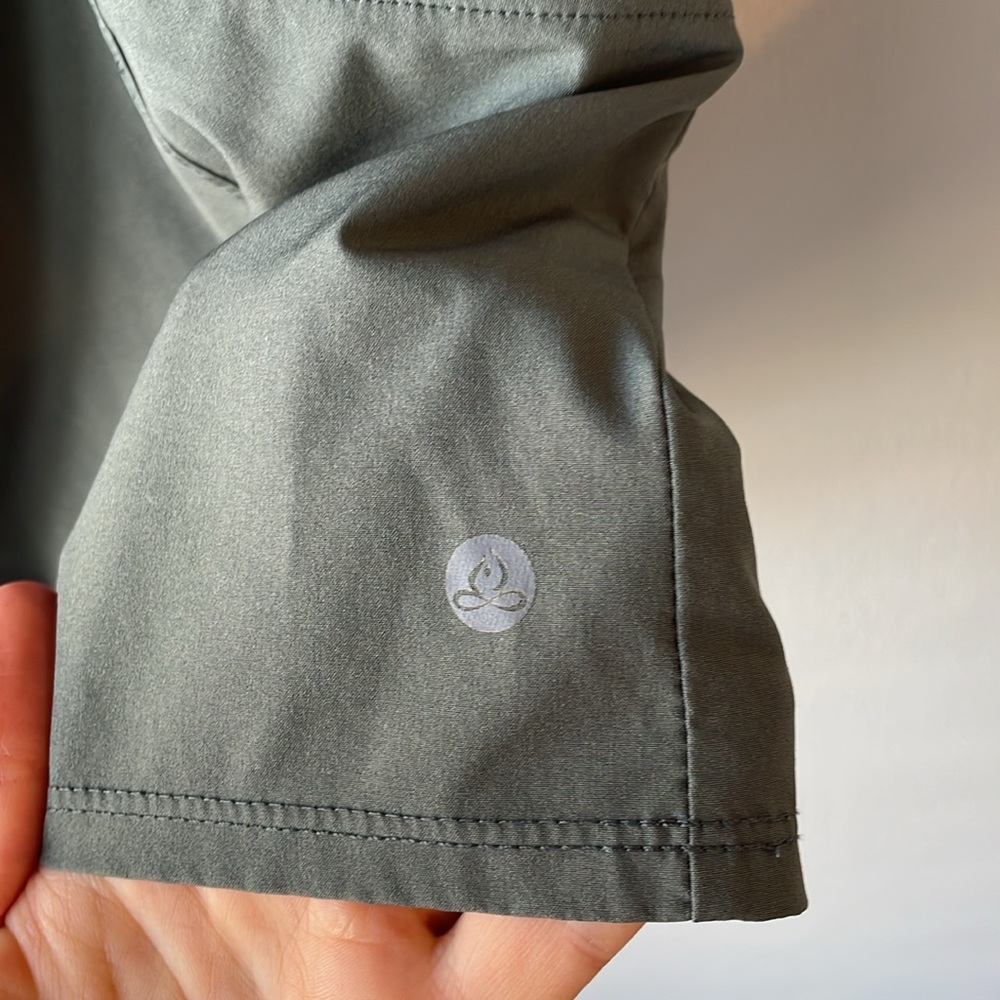 Apana Performance Green Drawstring Skort - Picture 6 of 12